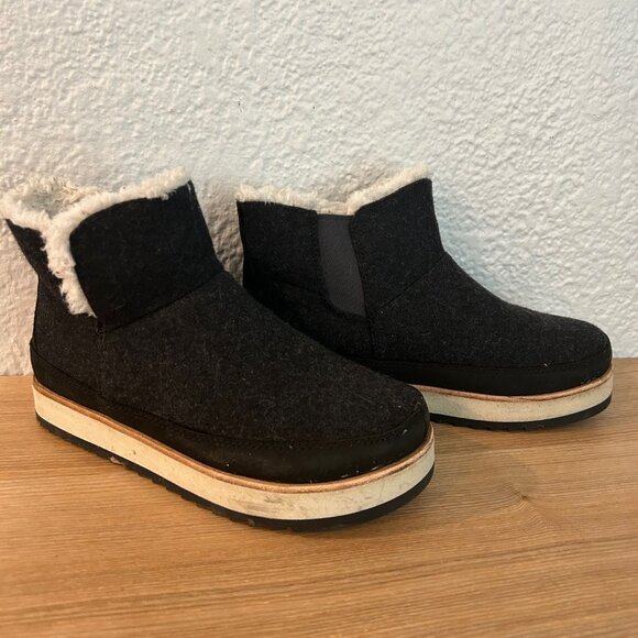 Merrell boots - Picture 2 of 7